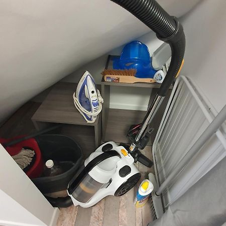 Appartement Renove Et Lumineux A Mers Les Bains Au Dessus D'Un Ancien Commerce Mersois En Duplex Pour 4 Personnes Pour Du Repos, Des Vacances Ou Pour Le Travail Luaran gambar