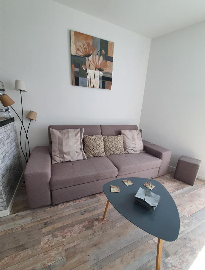 Appartement Renove Et Lumineux A Mers Les Bains Au Dessus D'Un Ancien Commerce Mersois En Duplex Pour 4 Personnes Pour Du Repos, Des Vacances Ou Pour Le Travail Luaran gambar