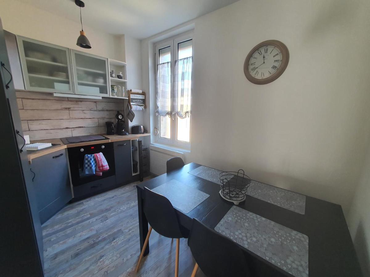 Appartement Renove Et Lumineux A Mers Les Bains Au Dessus D'Un Ancien Commerce Mersois En Duplex Pour 4 Personnes Pour Du Repos, Des Vacances Ou Pour Le Travail Luaran gambar
