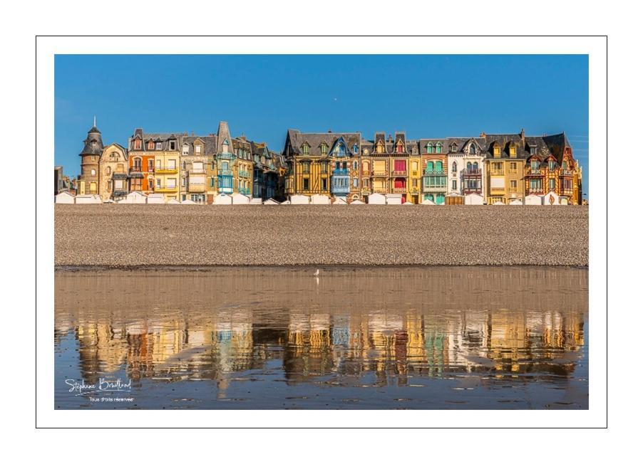 Appartement Renove Et Lumineux A Mers Les Bains Au Dessus D'Un Ancien Commerce Mersois En Duplex Pour 4 Personnes Pour Du Repos, Des Vacances Ou Pour Le Travail Luaran gambar